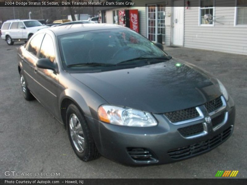 Dark Titanium Metallic / Dark Slate Gray 2004 Dodge Stratus SE Sedan