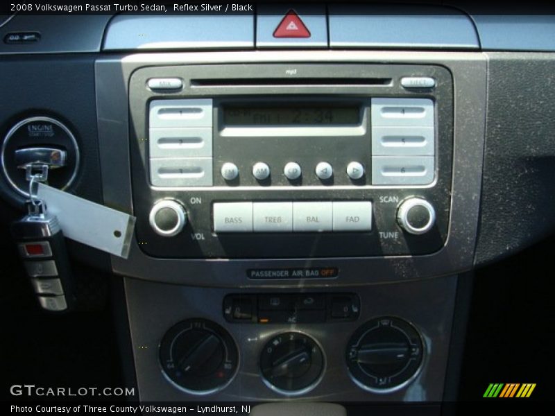 Reflex Silver / Black 2008 Volkswagen Passat Turbo Sedan