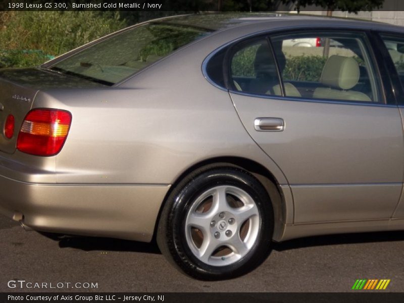Burnished Gold Metallic / Ivory 1998 Lexus GS 300