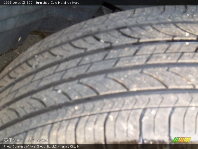 Burnished Gold Metallic / Ivory 1998 Lexus GS 300