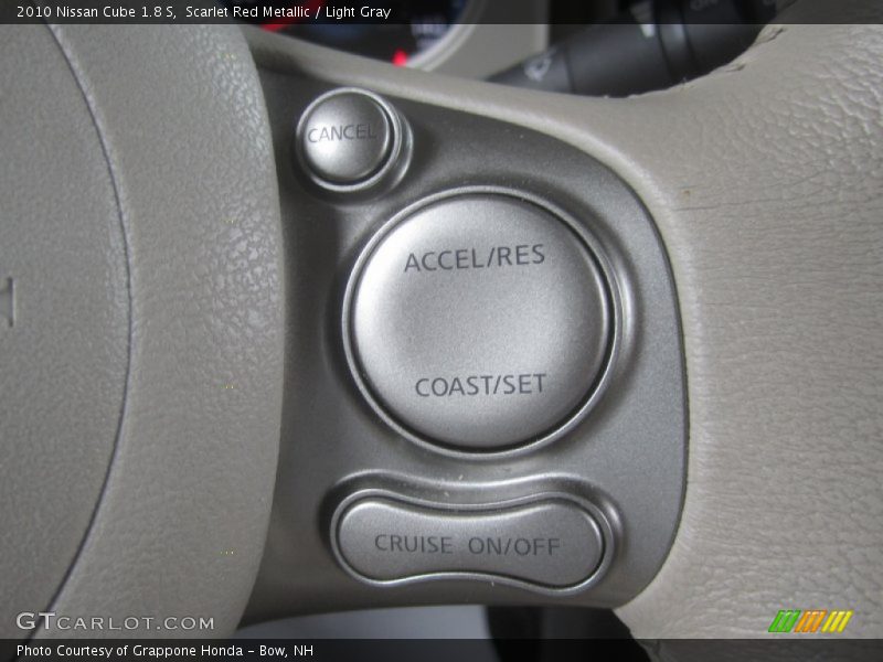 Scarlet Red Metallic / Light Gray 2010 Nissan Cube 1.8 S