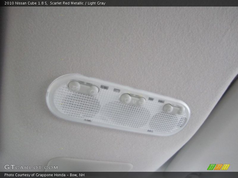 Scarlet Red Metallic / Light Gray 2010 Nissan Cube 1.8 S