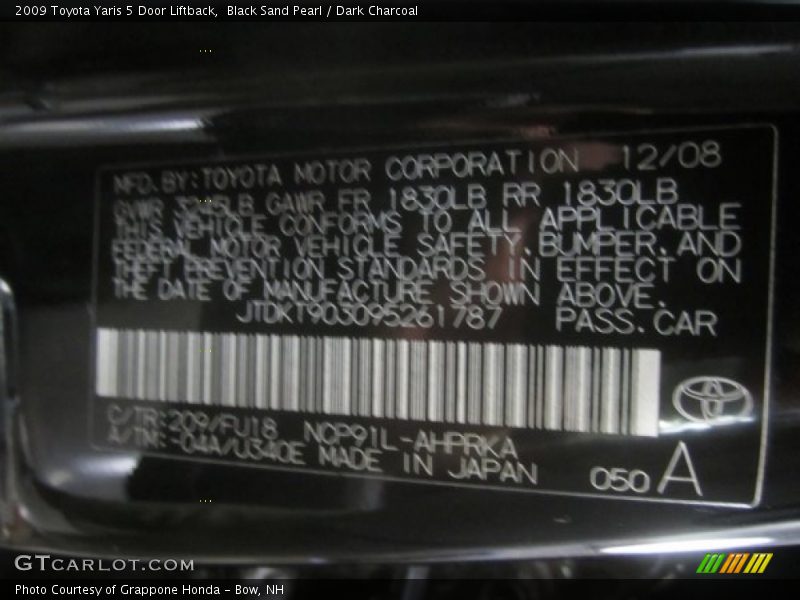 Black Sand Pearl / Dark Charcoal 2009 Toyota Yaris 5 Door Liftback