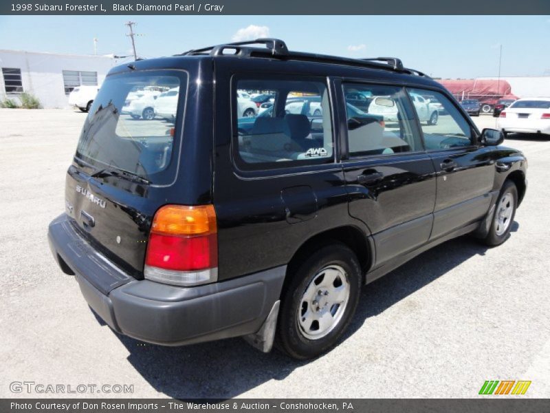 Black Diamond Pearl / Gray 1998 Subaru Forester L