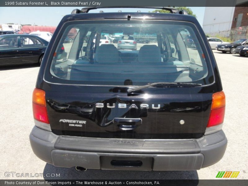 Black Diamond Pearl / Gray 1998 Subaru Forester L