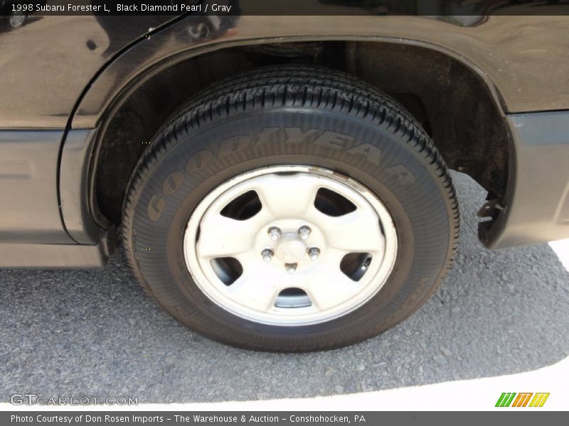 Black Diamond Pearl / Gray 1998 Subaru Forester L