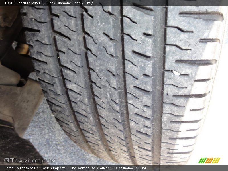 Black Diamond Pearl / Gray 1998 Subaru Forester L