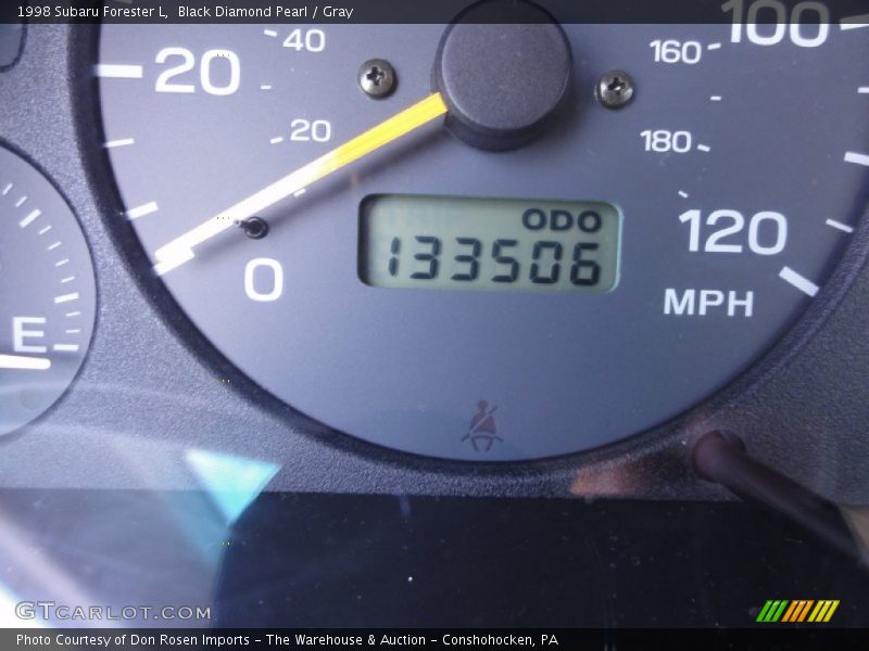 Black Diamond Pearl / Gray 1998 Subaru Forester L