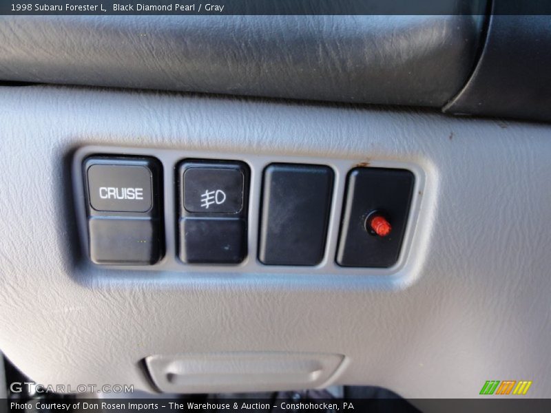 Black Diamond Pearl / Gray 1998 Subaru Forester L