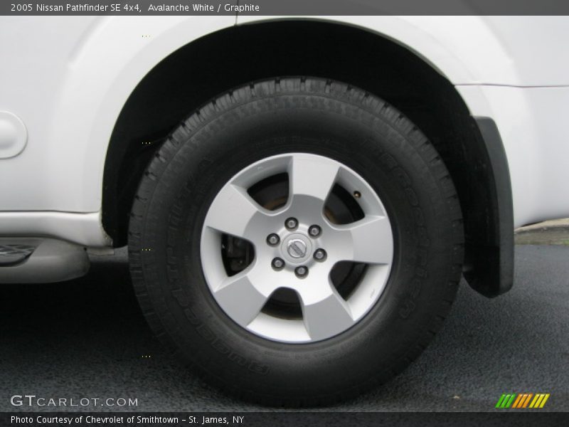 Avalanche White / Graphite 2005 Nissan Pathfinder SE 4x4