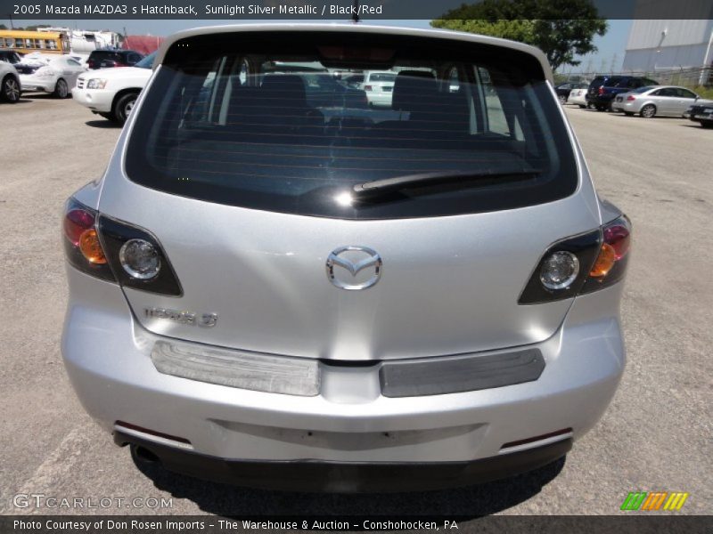 Sunlight Silver Metallic / Black/Red 2005 Mazda MAZDA3 s Hatchback