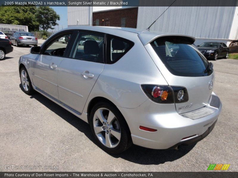 Sunlight Silver Metallic / Black/Red 2005 Mazda MAZDA3 s Hatchback