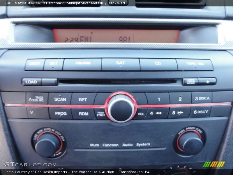 Controls of 2005 MAZDA3 s Hatchback