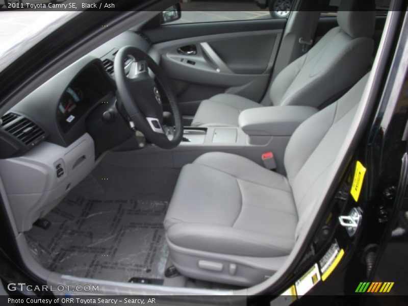 Black / Ash 2011 Toyota Camry SE