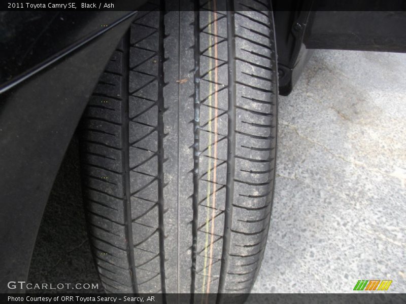 Black / Ash 2011 Toyota Camry SE