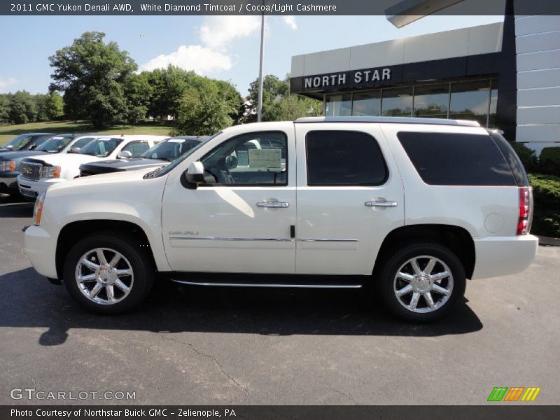 White Diamond Tintcoat / Cocoa/Light Cashmere 2011 GMC Yukon Denali AWD