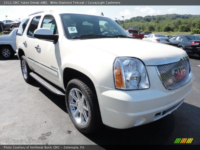 White Diamond Tintcoat / Cocoa/Light Cashmere 2011 GMC Yukon Denali AWD