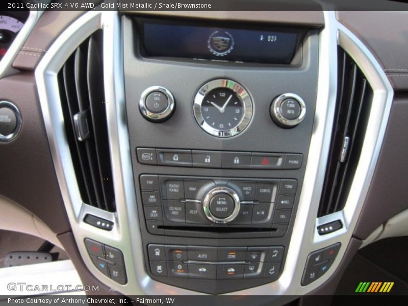 Controls of 2011 SRX 4 V6 AWD