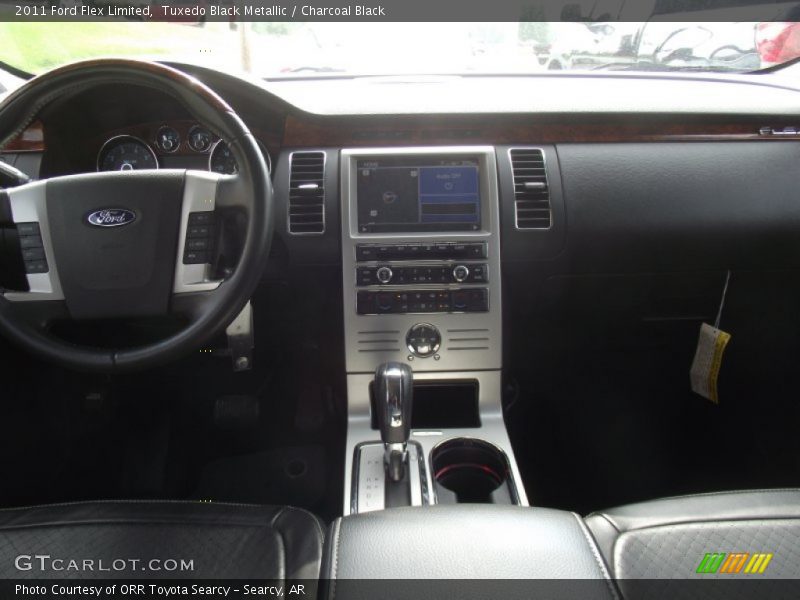 Tuxedo Black Metallic / Charcoal Black 2011 Ford Flex Limited