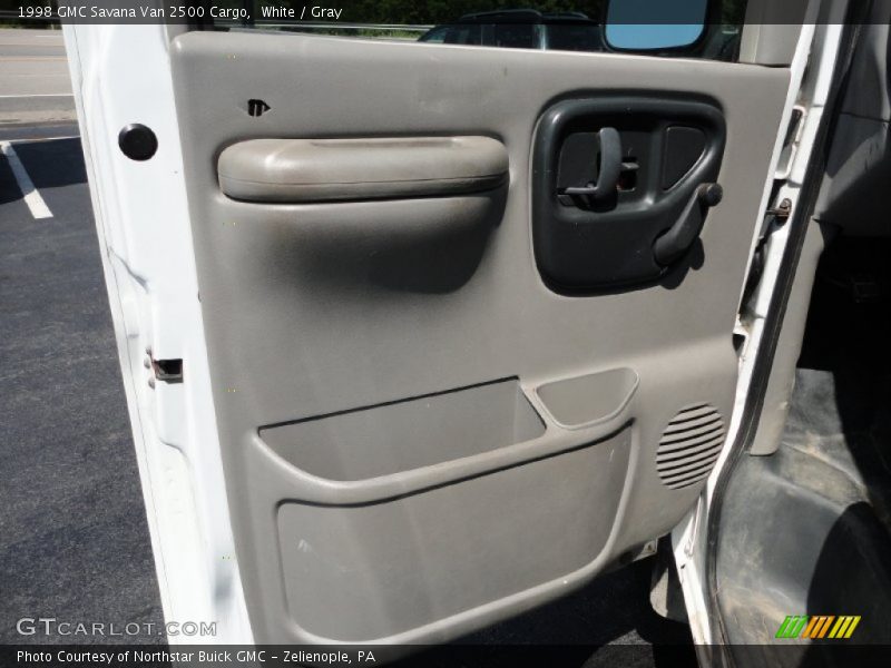 White / Gray 1998 GMC Savana Van 2500 Cargo