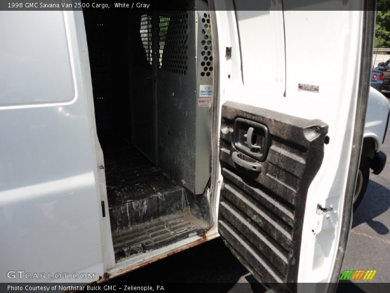 White / Gray 1998 GMC Savana Van 2500 Cargo