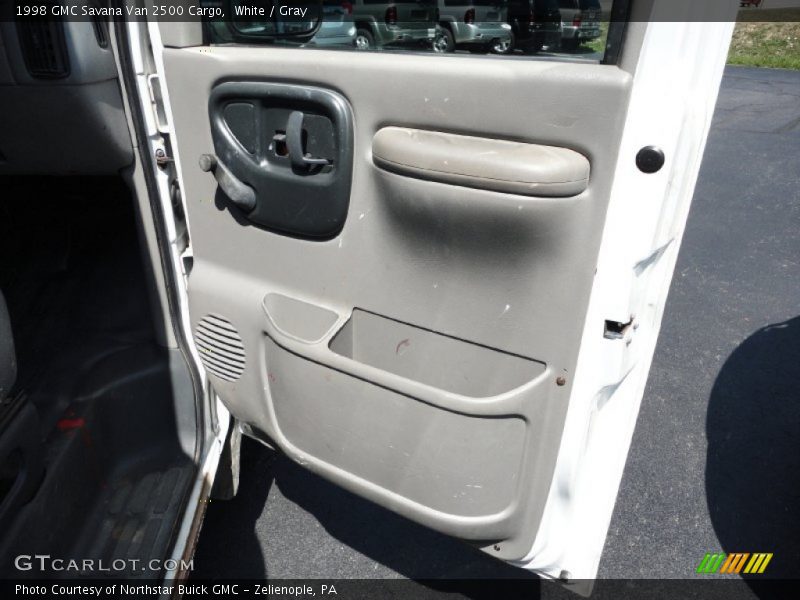 White / Gray 1998 GMC Savana Van 2500 Cargo