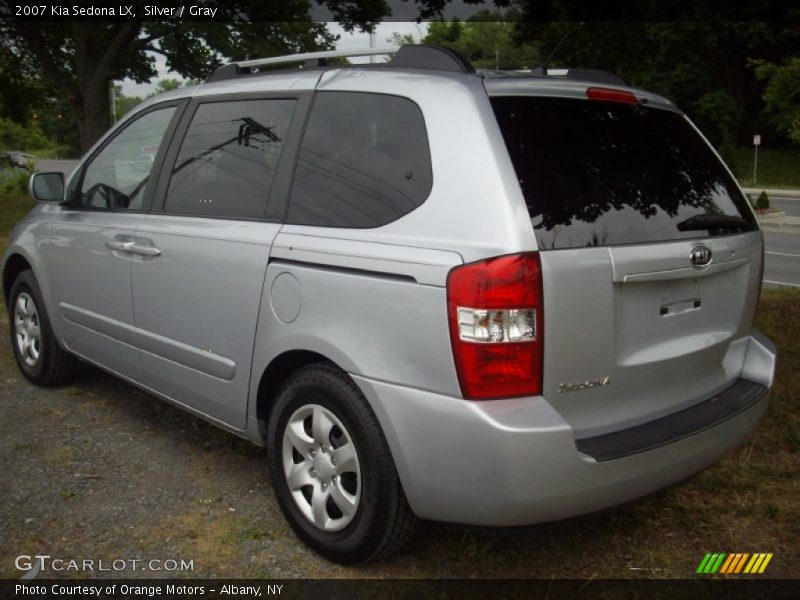 Silver / Gray 2007 Kia Sedona LX
