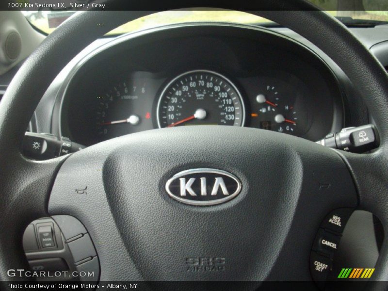 Silver / Gray 2007 Kia Sedona LX