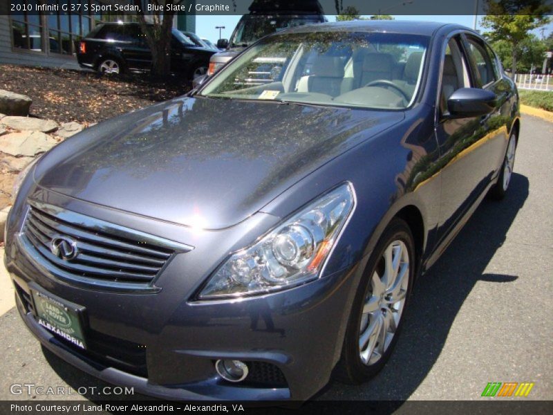 Front 3/4 View of 2010 G 37 S Sport Sedan