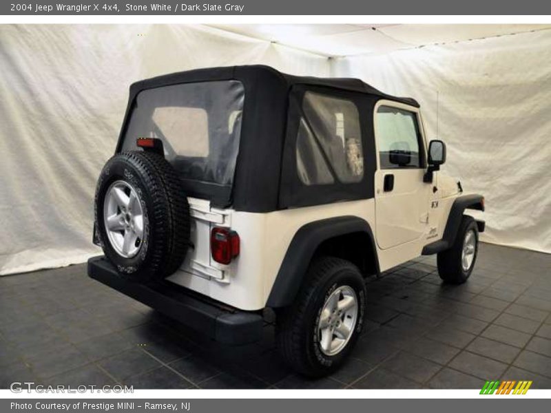 Stone White / Dark Slate Gray 2004 Jeep Wrangler X 4x4