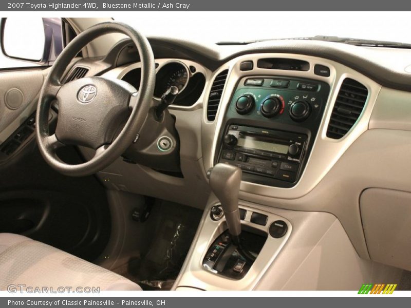 Dashboard of 2007 Highlander 4WD