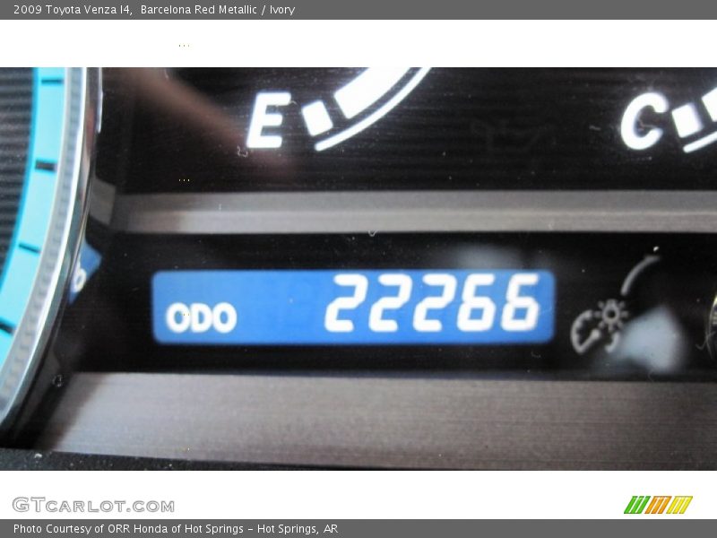 Barcelona Red Metallic / Ivory 2009 Toyota Venza I4