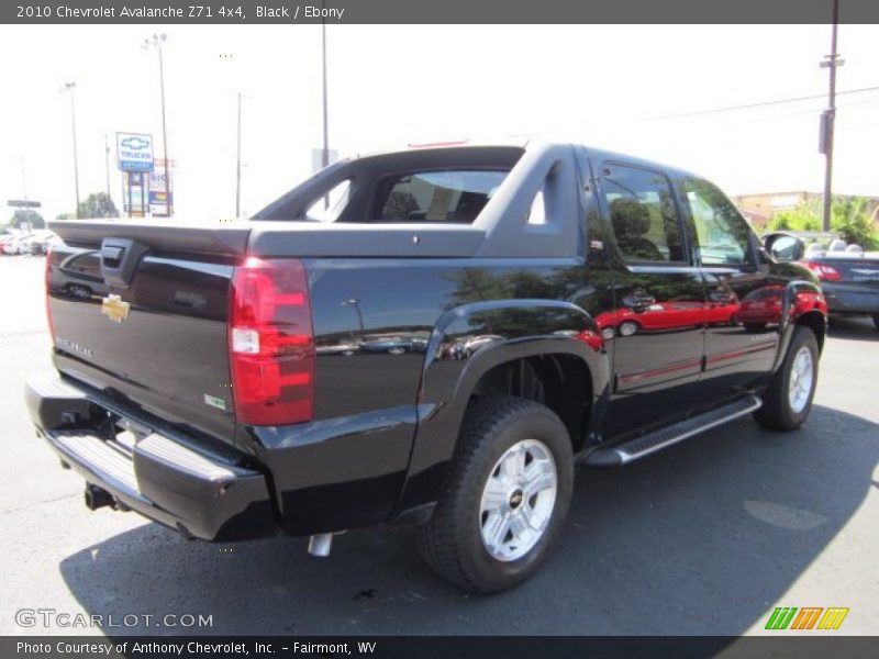 Black / Ebony 2010 Chevrolet Avalanche Z71 4x4