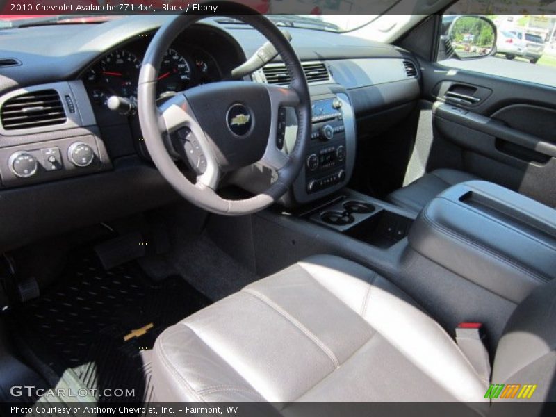 Black / Ebony 2010 Chevrolet Avalanche Z71 4x4
