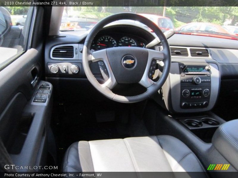 Black / Ebony 2010 Chevrolet Avalanche Z71 4x4