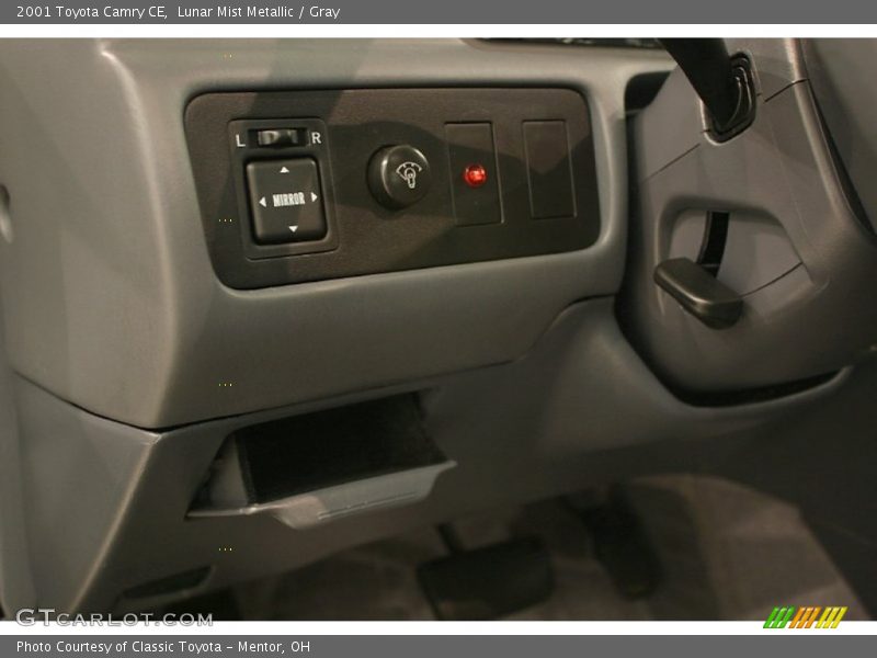 Controls of 2001 Camry CE