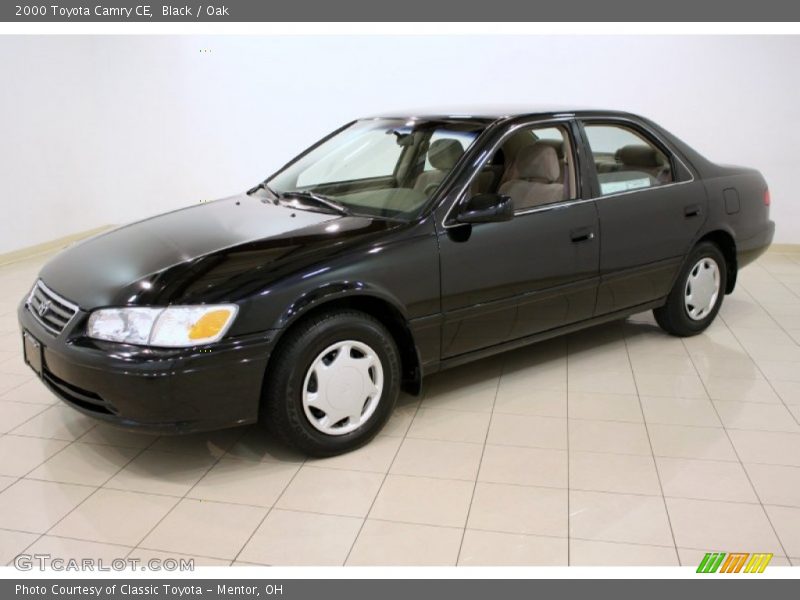 Black / Oak 2000 Toyota Camry CE