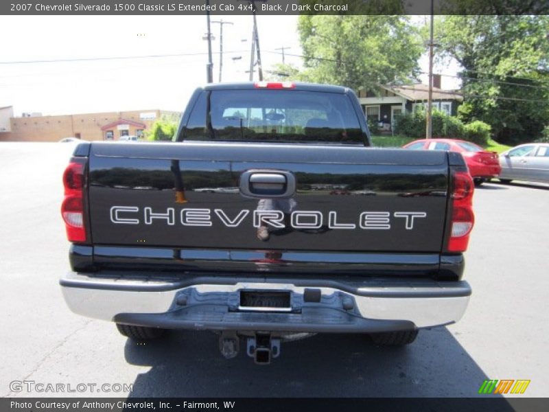 Black / Dark Charcoal 2007 Chevrolet Silverado 1500 Classic LS Extended Cab 4x4