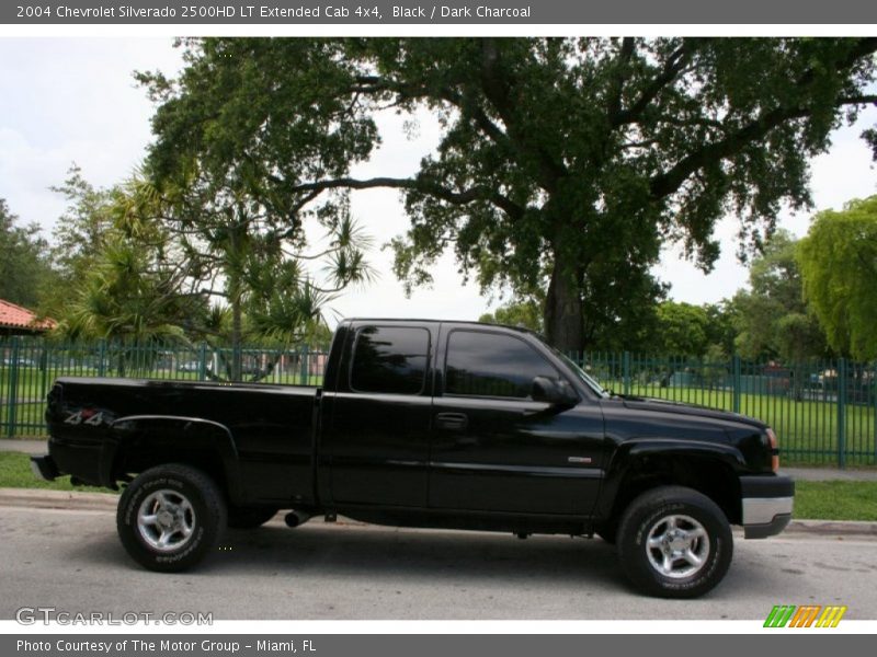 Black / Dark Charcoal 2004 Chevrolet Silverado 2500HD LT Extended Cab 4x4