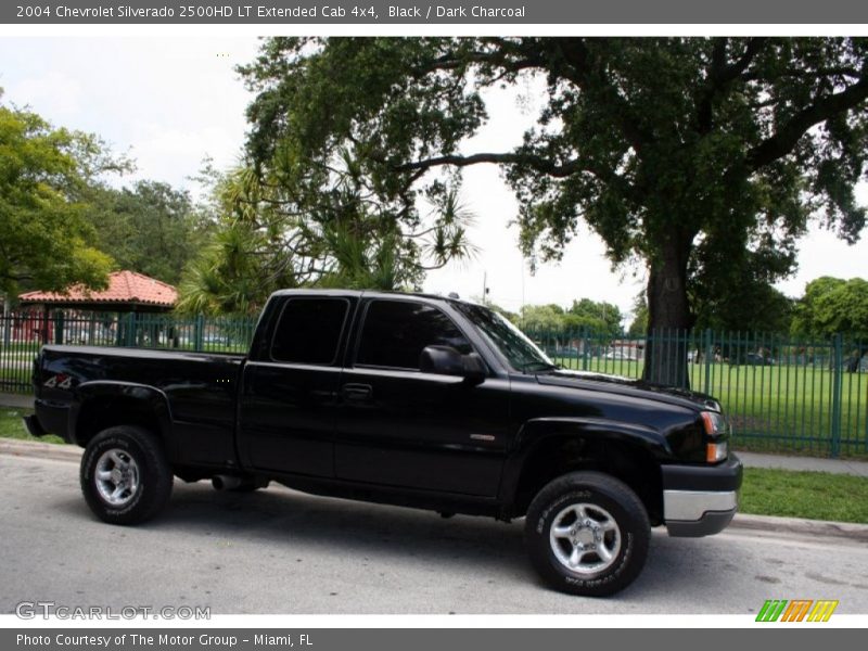 Black / Dark Charcoal 2004 Chevrolet Silverado 2500HD LT Extended Cab 4x4