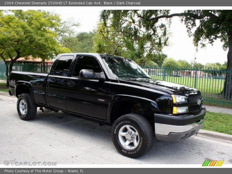 Black / Dark Charcoal 2004 Chevrolet Silverado 2500HD LT Extended Cab 4x4