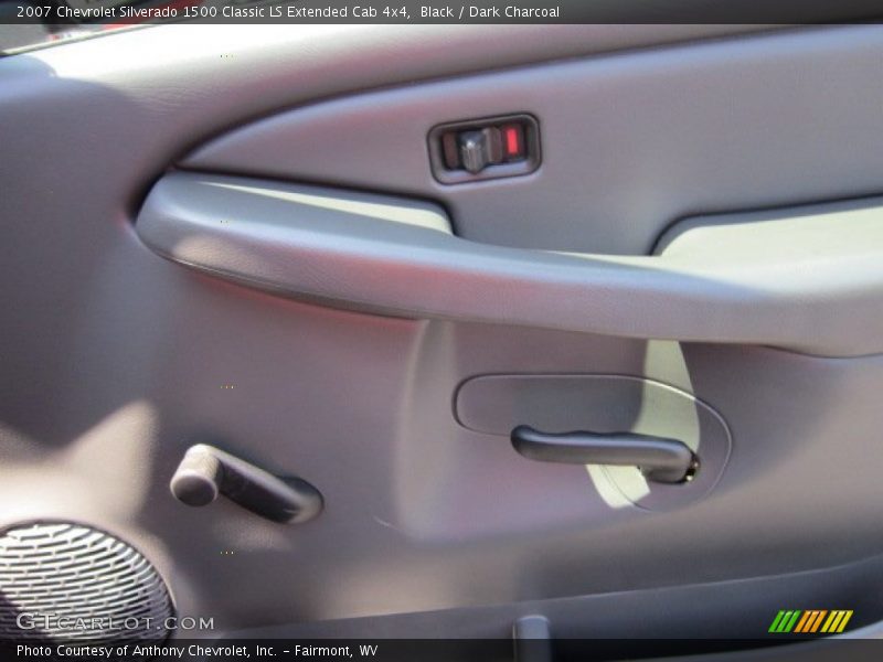 Black / Dark Charcoal 2007 Chevrolet Silverado 1500 Classic LS Extended Cab 4x4