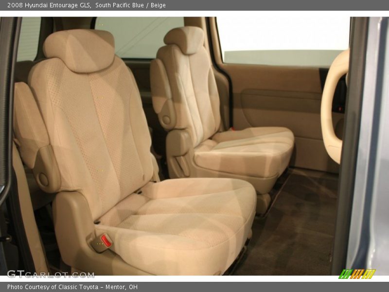 South Pacific Blue / Beige 2008 Hyundai Entourage GLS
