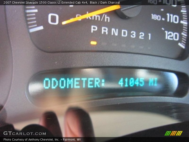 Black / Dark Charcoal 2007 Chevrolet Silverado 1500 Classic LS Extended Cab 4x4