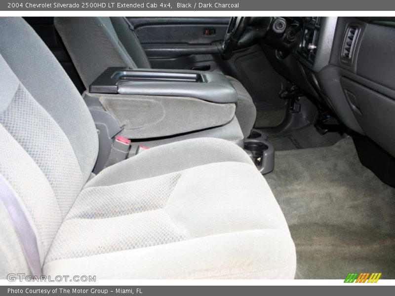 Black / Dark Charcoal 2004 Chevrolet Silverado 2500HD LT Extended Cab 4x4