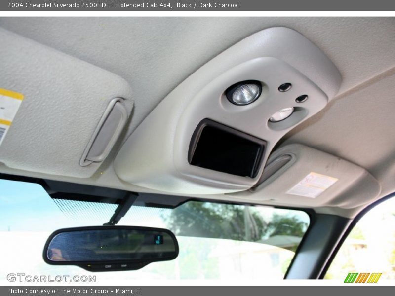 Black / Dark Charcoal 2004 Chevrolet Silverado 2500HD LT Extended Cab 4x4