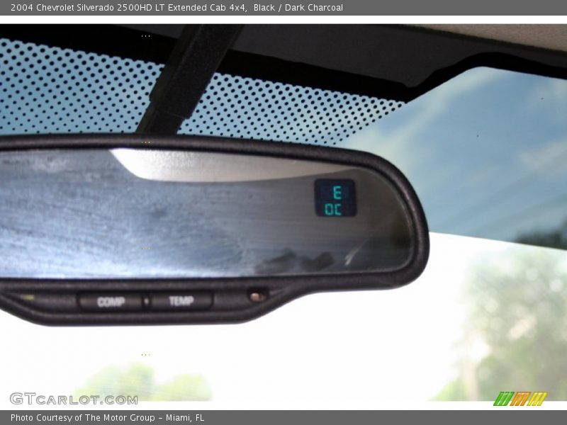 Black / Dark Charcoal 2004 Chevrolet Silverado 2500HD LT Extended Cab 4x4