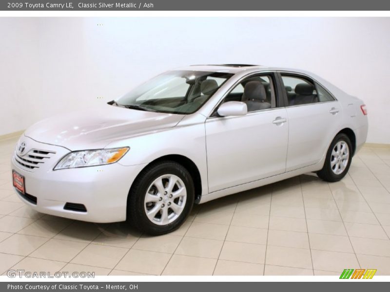 Classic Silver Metallic / Ash 2009 Toyota Camry LE