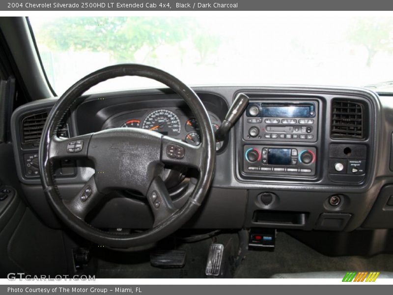 Black / Dark Charcoal 2004 Chevrolet Silverado 2500HD LT Extended Cab 4x4