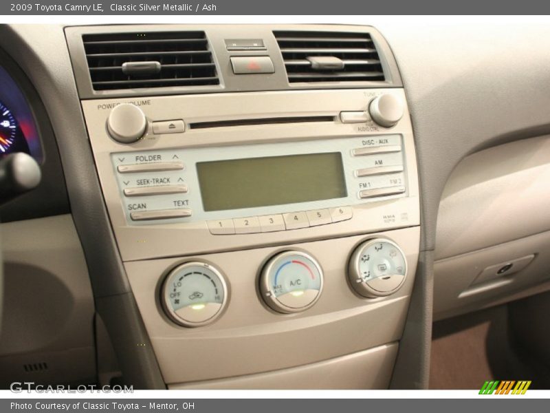 Classic Silver Metallic / Ash 2009 Toyota Camry LE